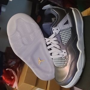 Little Kids Jordan 4 Retro Monsoon Blue/Armory Blue (BQ9042 400)